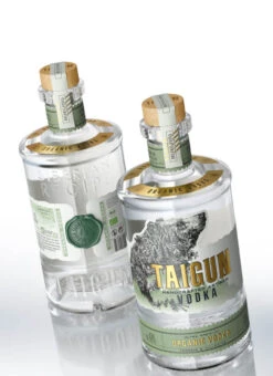 Taigun Handcrafted Organic Vodka 0,7 Liter -Weinladen Taigun Organic Vodka Mood 2020